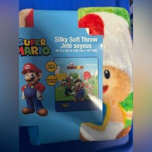 Nintendo Super Mario and Friends Silky Soft Throw Blanket - 40x50 inches NWT